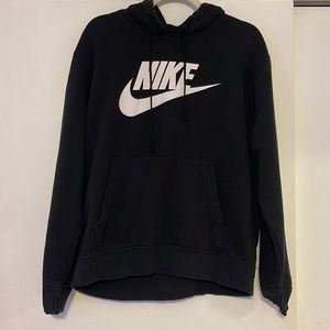 nike sweatshirt